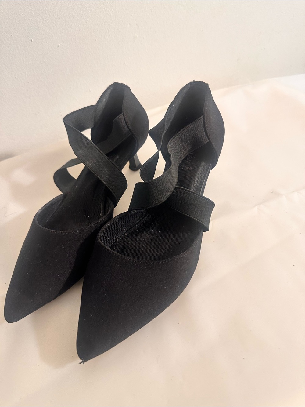Women's 8M shoes